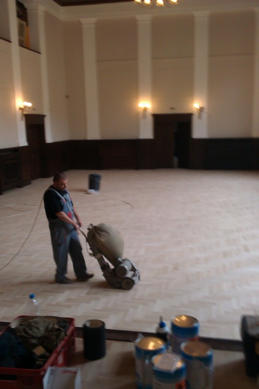 Djedai е зарязан да довърши работата сам .Трябва да го черпя :)))