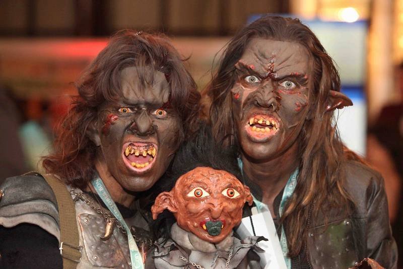 Приказки за лека нощ